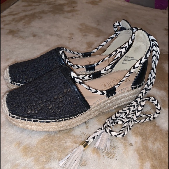 Platform sandals - Picture 2 of 2